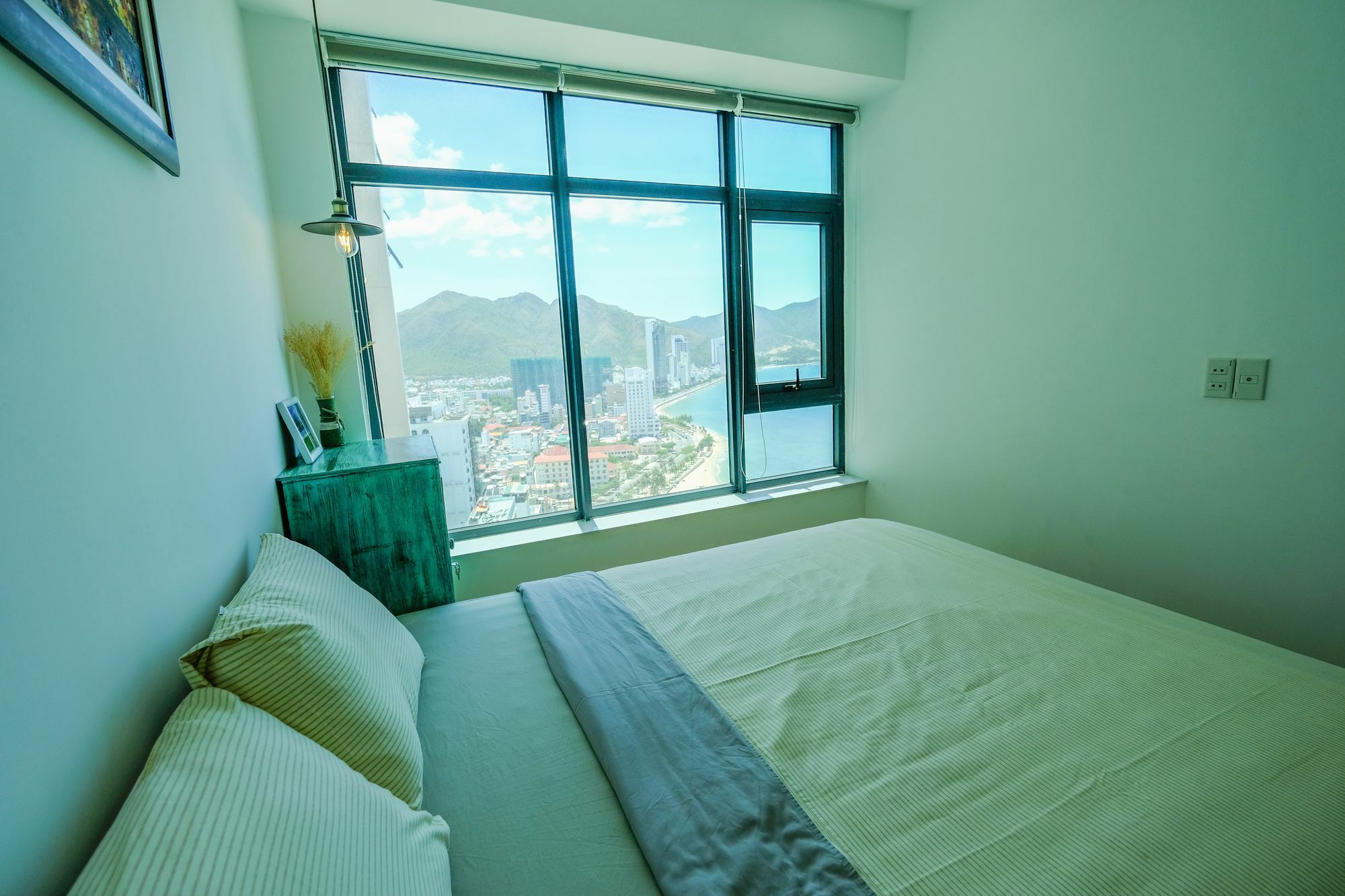 Sunrise Hon Chong Ocean View Apartment Нячанг Экстерьер фото